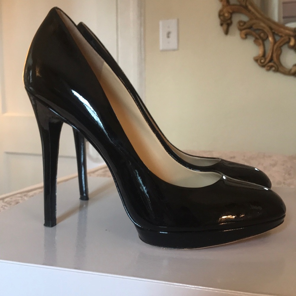 B Brian Atwood Black Patent Pumps